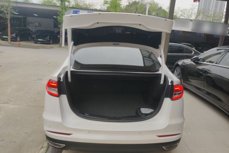 Used Ford Mondeo 2020 EcoBoost 200 Stylish Model Trunk