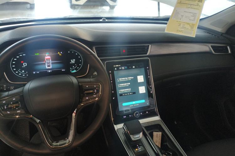 Used Roewe RX5 2025 PLUS 330TGI Automatic Trendsetting Smart Edition Interior 2