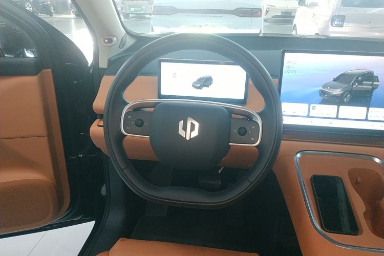 Used Leapmotor C16 2026 Extended-Range 280 LiDAR Zhizun Edition 6 Seats