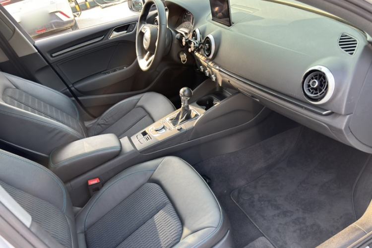 Used Audi A3 2020 Limousine 35 TFSI Fashion Edition China VI Emission Standard
