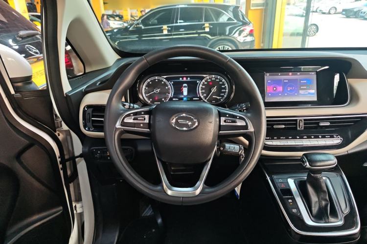 Used GAC Trumpchi M6 2021 270T DCT Elite Edition (7-seater) Steering Wheel
