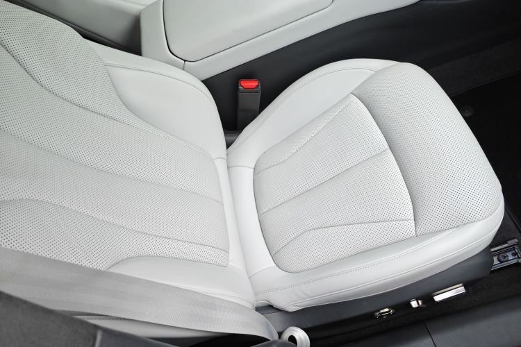 Used XPeng P7+ 2024 Long-Range Max Right Front Seat