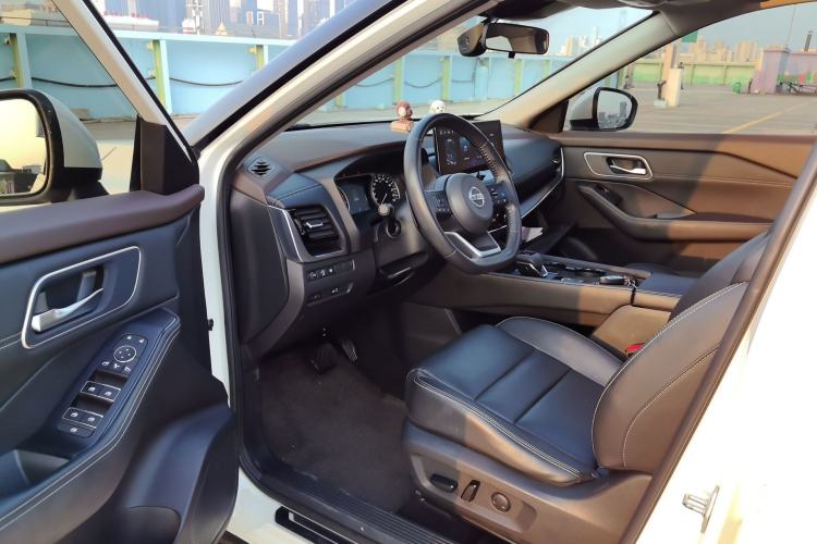 Used Nissan X-Trail 2021 VC-Turbo 300 CVT 2WD Luxury Edition Driver Seat