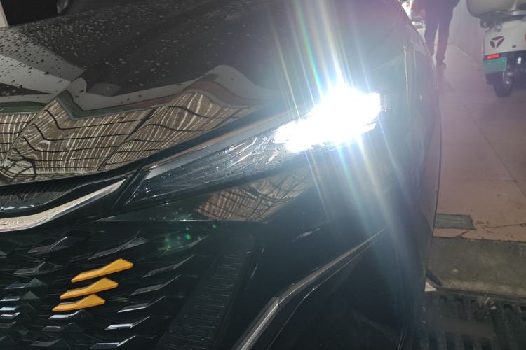 Used CHANGAN OSHAN X5 PLUS 2023 Revised 1.5T DCT Excellence Edition Left Front Headlight