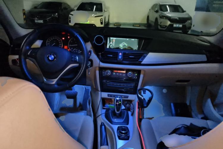 Used BMW X1 2014 sDrive18i Leading Model
