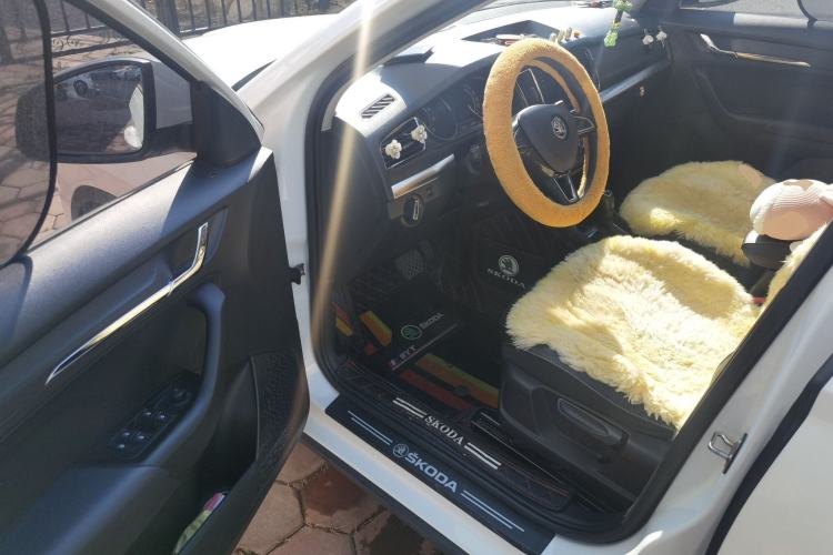 Used Skoda Kamiq 2021 1.5L Automatic Comfort Edition Driver Seat