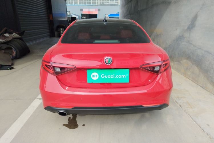 Used Alfa Romeo Giulia 2017 2.0T 200HP Luxury Edition