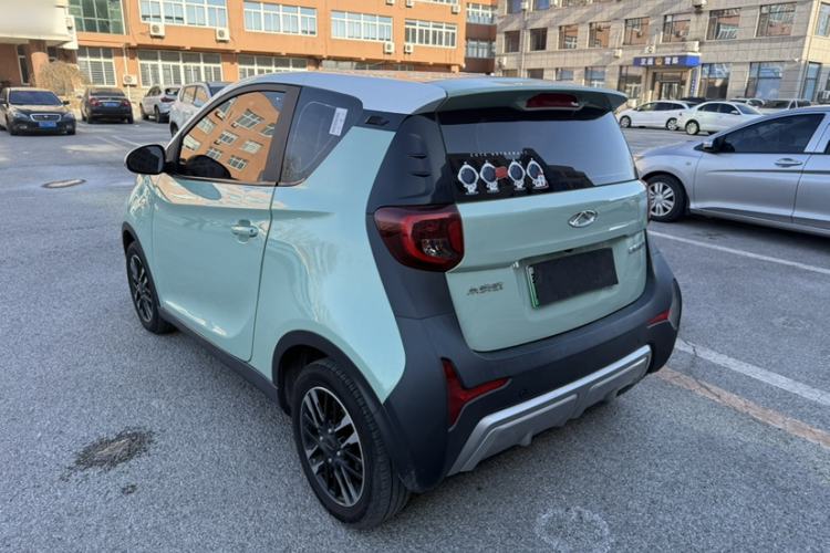 Used Chery Little Ant 2022 Sweet Pink Edition Low-Sugar Version Lithium Iron Phosphate 29.2 kWh 30 kW 301 km