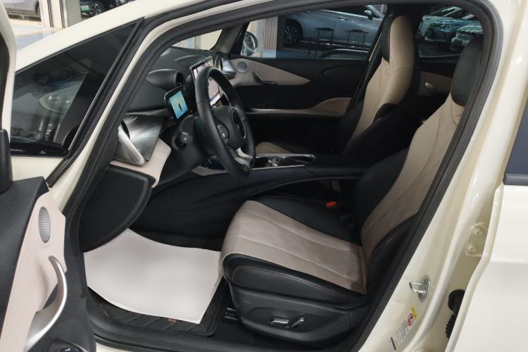 Used BYD Dolphin 2024 Honor Edition 420km Fashion Version
