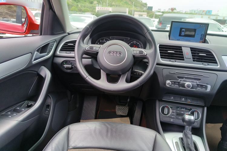 Used Audi Q3 2016 30 TFSI Fashion Model
