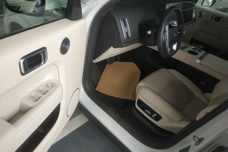 Used Li Auto L7 2025 Ultra Smart Refreshed Edition
