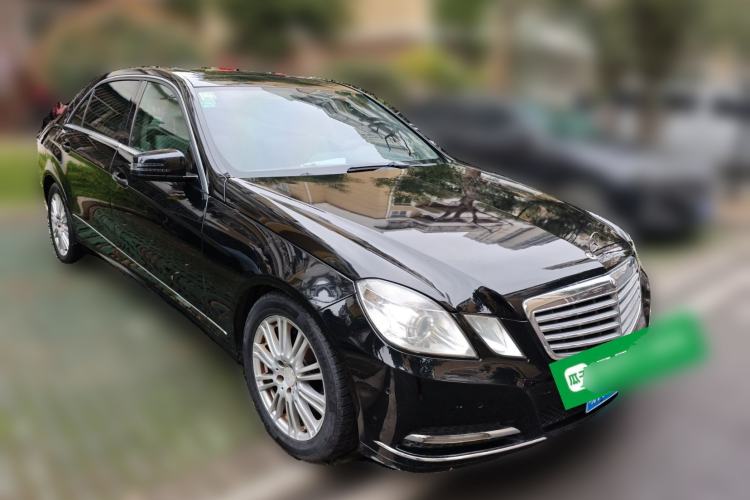 Used Mercedes-Benz E-Class 2013 E 260 L CGI Elegant Model
