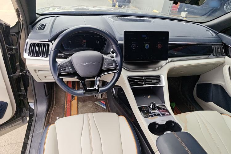 Used BYD Song PLUS New Energy 2023 Champion Edition DM-i 110KM Flagship Model Steering Wheel