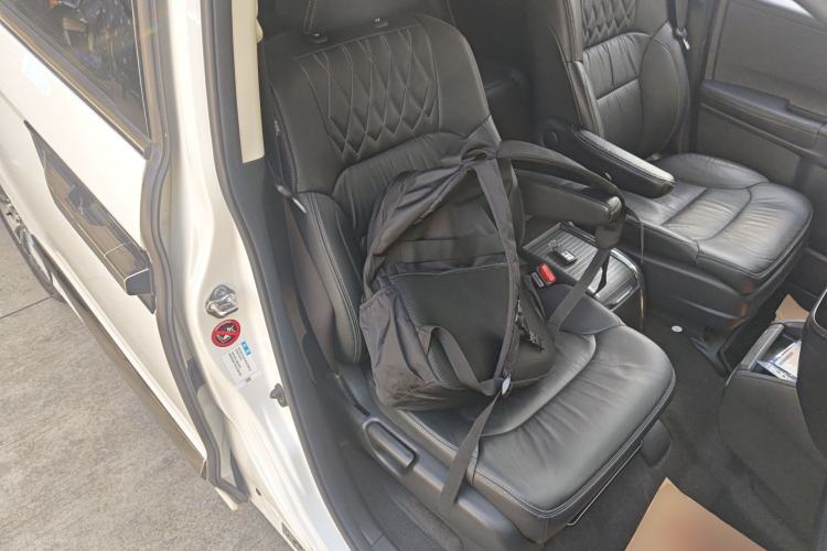 Used Honda Elysion 2019 2.0L Hybrid Luxury Edition