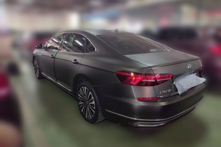 Used Volkswagen Passat 2020 Revised Version 330TSI Luxury Edition China VI Standard
