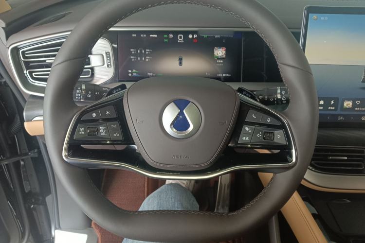 Used Denza D9 2025 Model DM-i Four-Wheel Drive Prestige Edition
