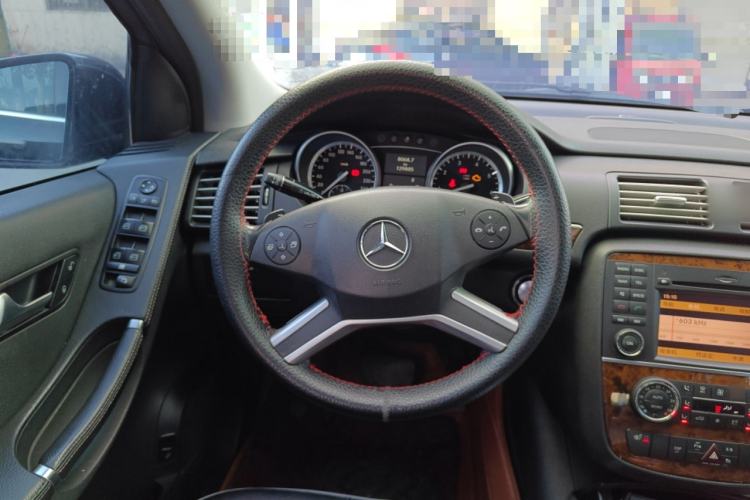 Used Mercedes-Benz R-Class 2010 R 350 L 4MATIC