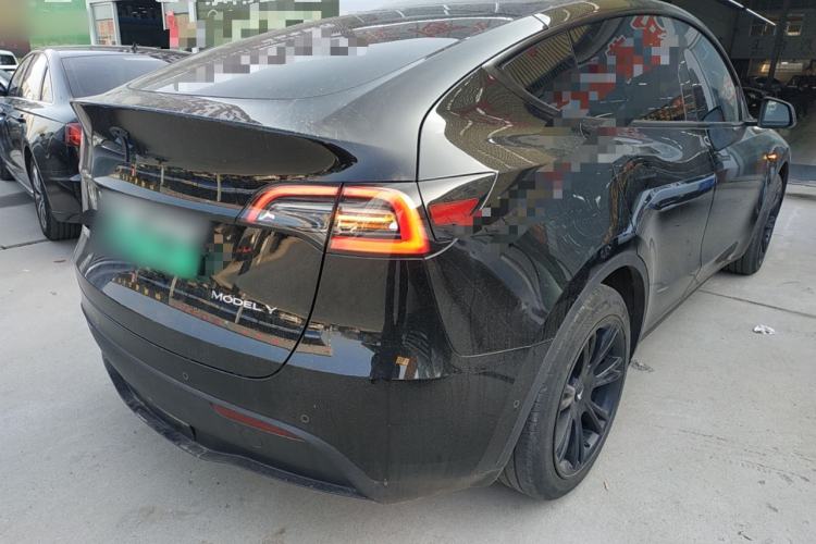 Used Tesla Model Y 2023 Rear-Wheel-Drive Version