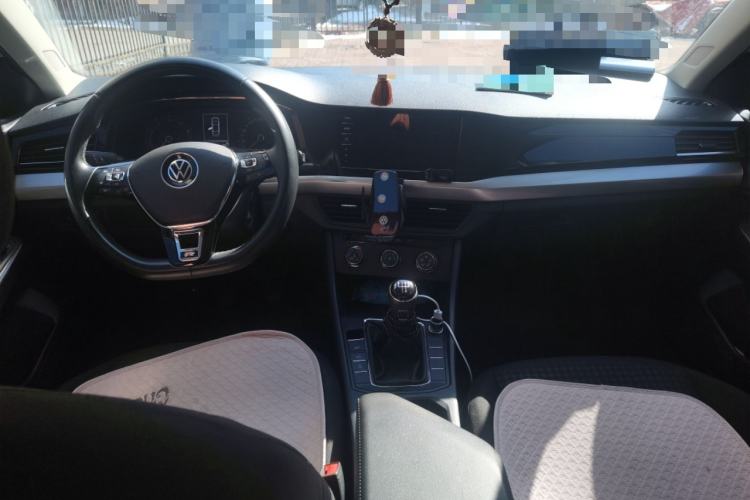 Used Volkswagen Bora 2020 1.5L Manual Fashion Edition
