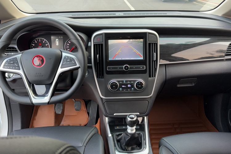 Used BYD Song MAX 2017 1.5T Manual Smart Connect Luxury 7-Seater