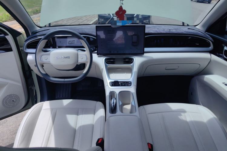 Used Geely Galaxy Geome 2025 UP 410km Exploration+ Edition
