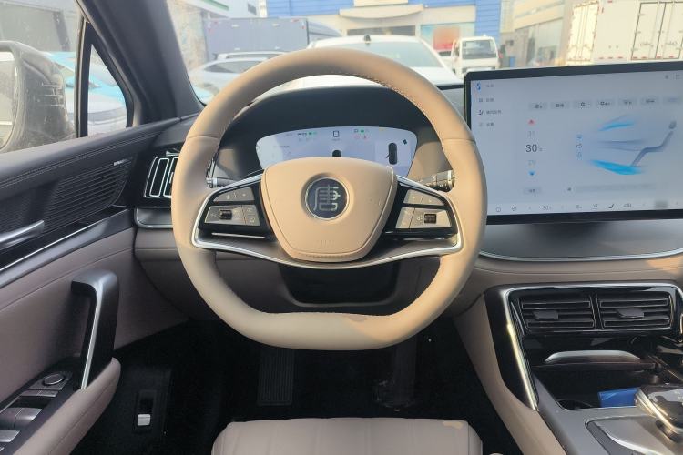 Used BYD Tang New Energy 2025 DM-i 115KM Flagship Model Steering Wheel