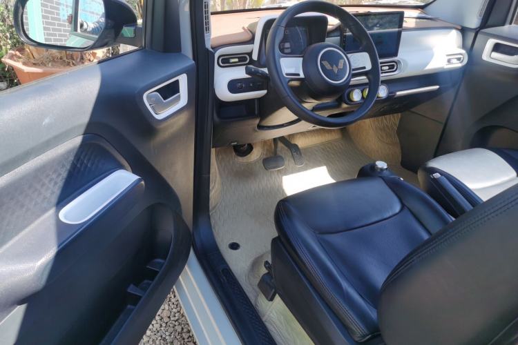 Used Wuling Hongguang MINIEV 2024 3rd Generation 215km Youth Edition