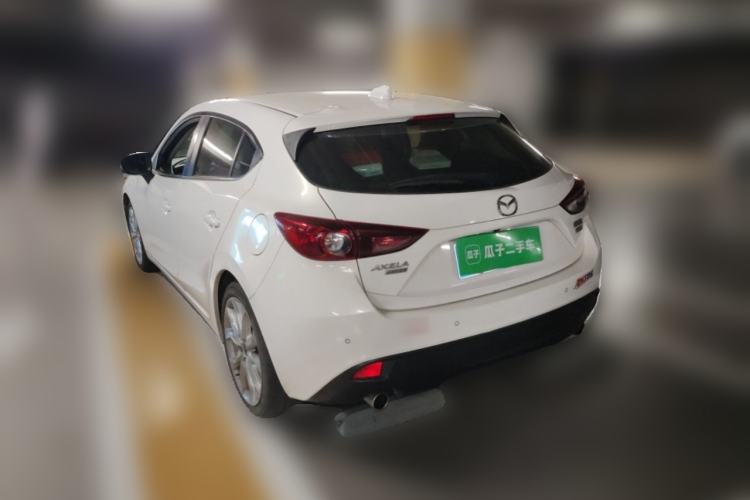 Used Mazda 3 Axela 2014 Hatchback 2.0L Automatic Sport Model