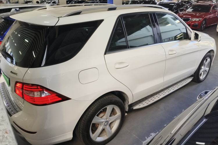 Used Mercedes-Benz M-Class 2014 ML 320 4MATIC
