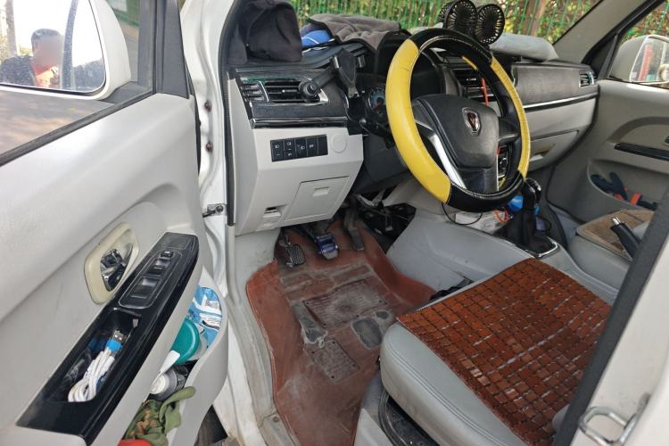 Used Jinbei New Hiace X30L 2021 1.5L Business Central Air-Conditioned Coach China VI Standard SWC15M Driver Seat