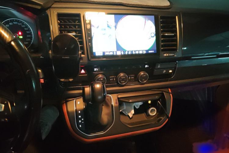 Used Volkswagen Caravelle 2018 2.0 TSI 4x4 Luxury Edition 7-Seater
