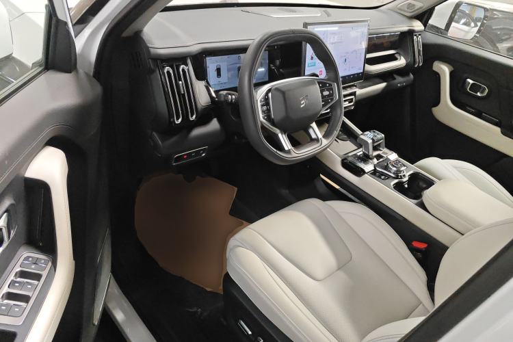 Used JETOUR Shanhai Shanhai T1 2025 150 km to the Lake