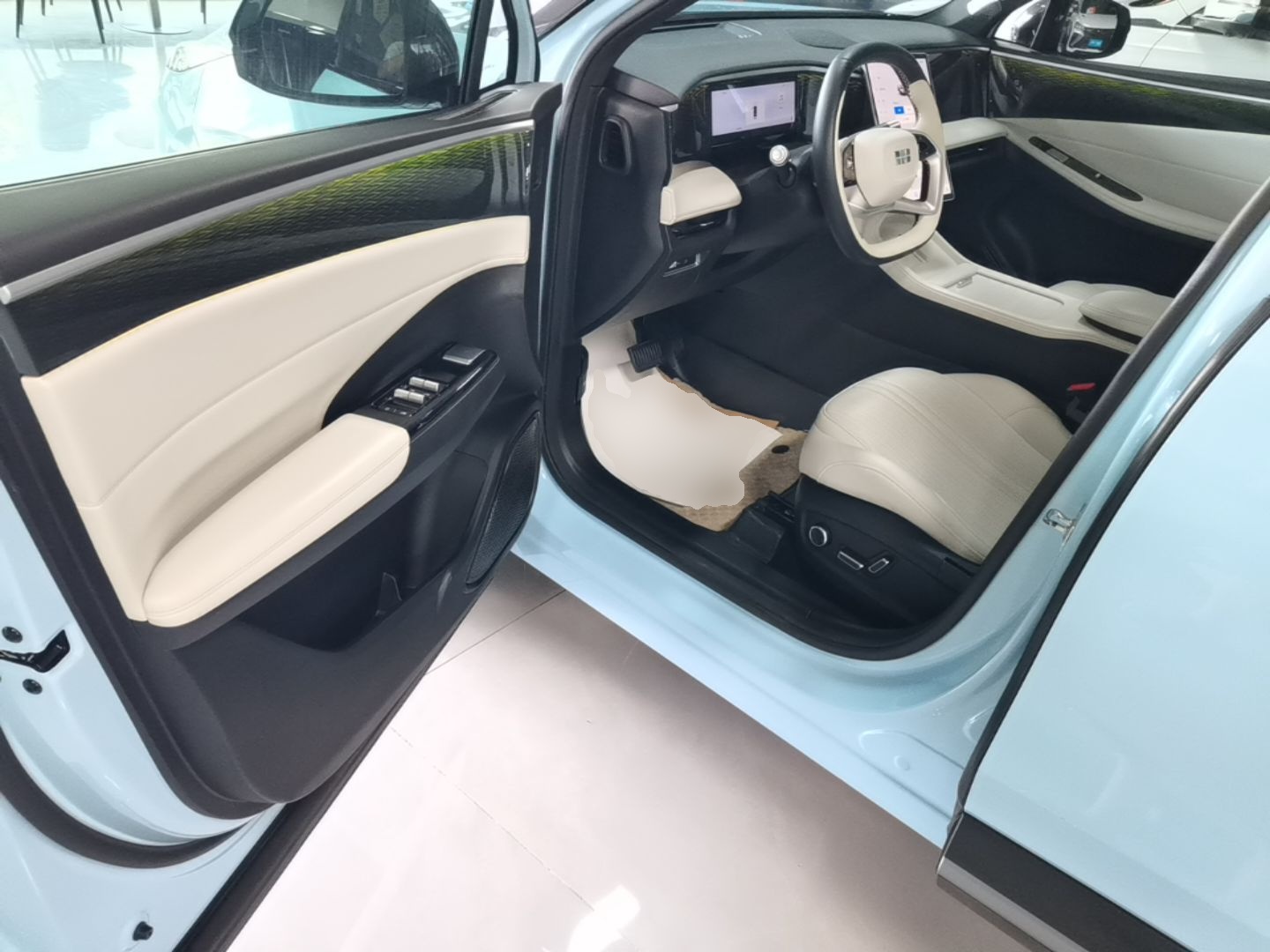 Geely Galaxy L7 2023 1.5T 115 km Starship — снимка 18