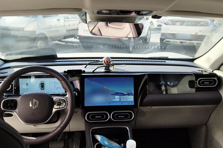 Used Leapmotor C11 2024 Range-Extended 300 Luxury Edition