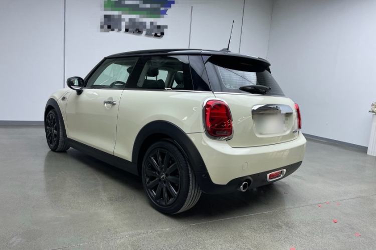 Used MINI MINI 2019 1.5T COOPER Artist
