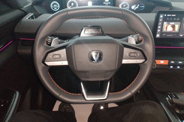 Used Changan UNI-V 2024 1.5T Prestige Edition