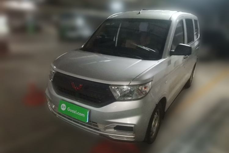 Used Wuling Hongguang V 2022 1.5L Jingqu Version Hydraulic Power Steering LAR