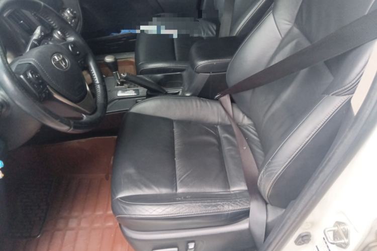 Used Toyota RAV4 2013 2.0L CVT Four-Wheel Drive New Edition
