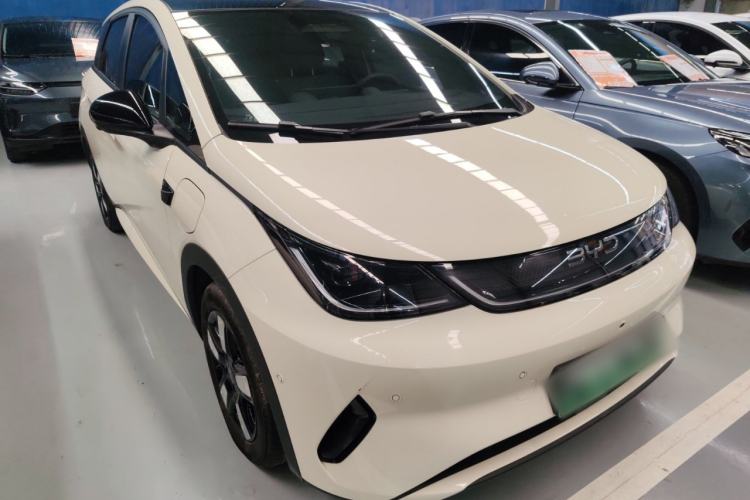 Used BYD Dolphin 2025 Intelligent Driving Version 410 km Fashion Edition Front Right 45 Deg