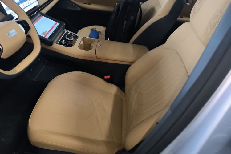 Used Geely Galaxy Xingjian 7 EM-i 2025 120km Flagship Edition Left Front Seat