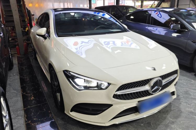 Used Mercedes-Benz CLA 2022 CLA 200 Shooting Brake Front Right 45 Deg