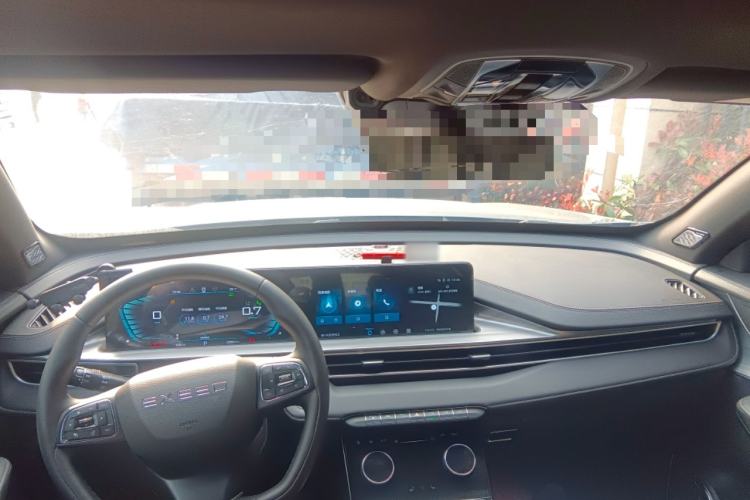 Used EXEED Zhuifeng 2022 Versailles Edition 1.6T DCT Wind-Blown Version Center Console