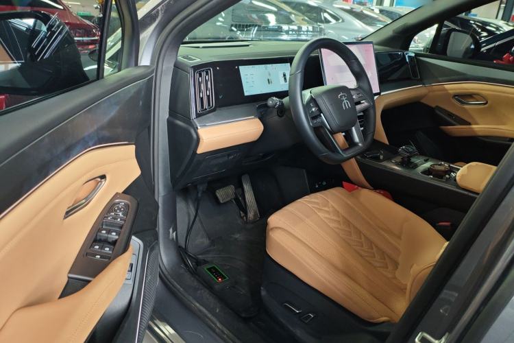 Used BYD Song L DM-i 2025 Intelligent Driving Version 112 km Beyond-Range Type