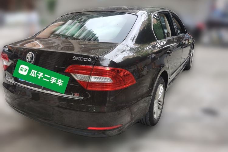 Used Skoda Superb 2013 1.8TSI Automatic Yashi Edition Rear Right 45 Deg