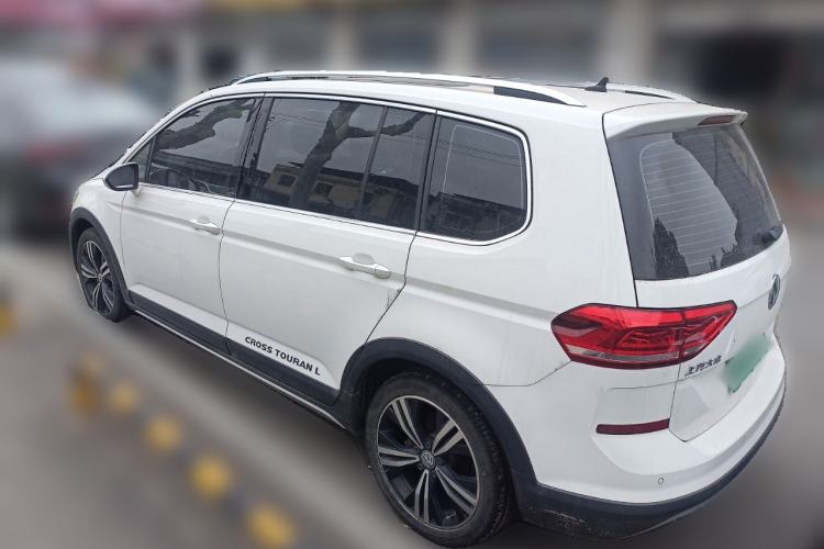 Used Volkswagen Touran 2021 Volkswagen Touran L 280TSI DSG Boundary Edition 7-Seater