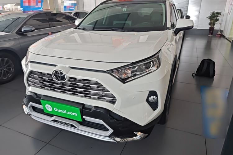 Used Toyota RAV4 2020 2.0L CVT Two-Wheel Drive Prestige Edition