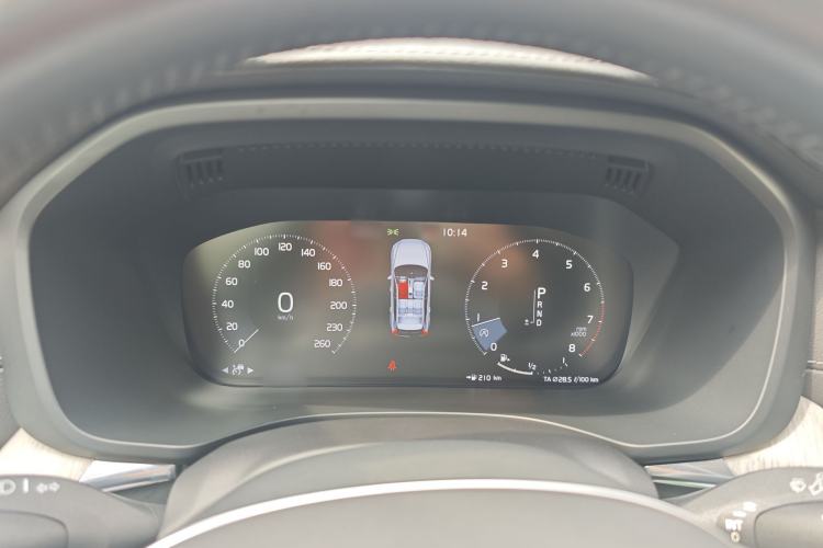 Used Volvo XC60 2020 T5 4x4 Smart Luxury Edition Instrument Cluster