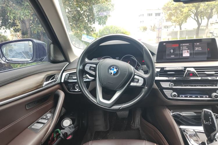 Used BMW 5 Series 2019 Facelifted 530Li Luxury Edition Premium Package Steering Wheel