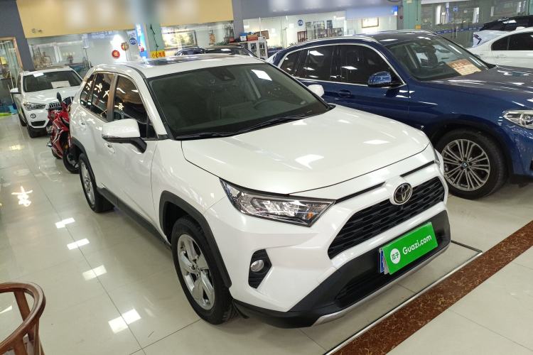 Used Toyota RAV4 2020 2.0L CVT Two-Wheel Drive Fashion PLUS Edition