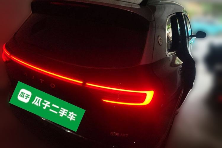 Used Hima AITO M7 2024 1.5T Intelligent Driving Rear-Drive Ultra Version 6 Seats
